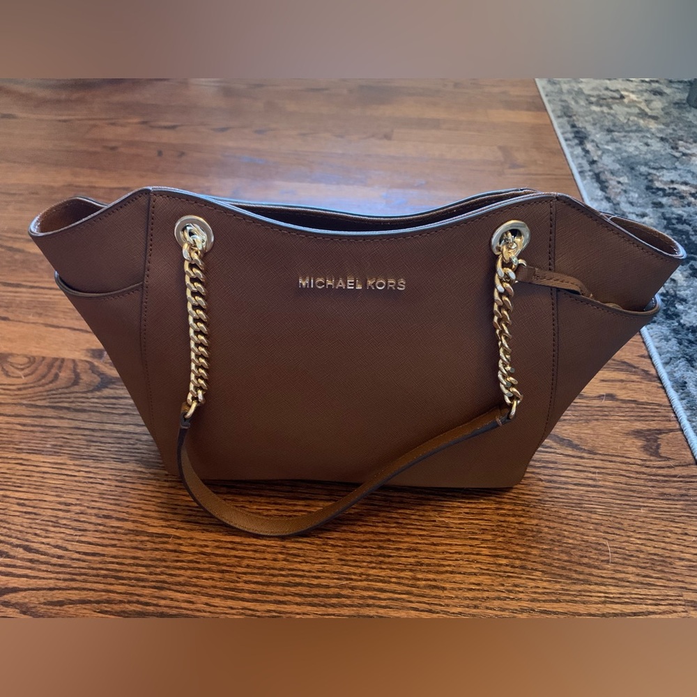 Michael kors camel purse